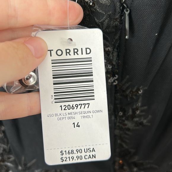 Torrid Special Occasion Black Sequin and Mesh Gown NWT - Picture 6 of 11